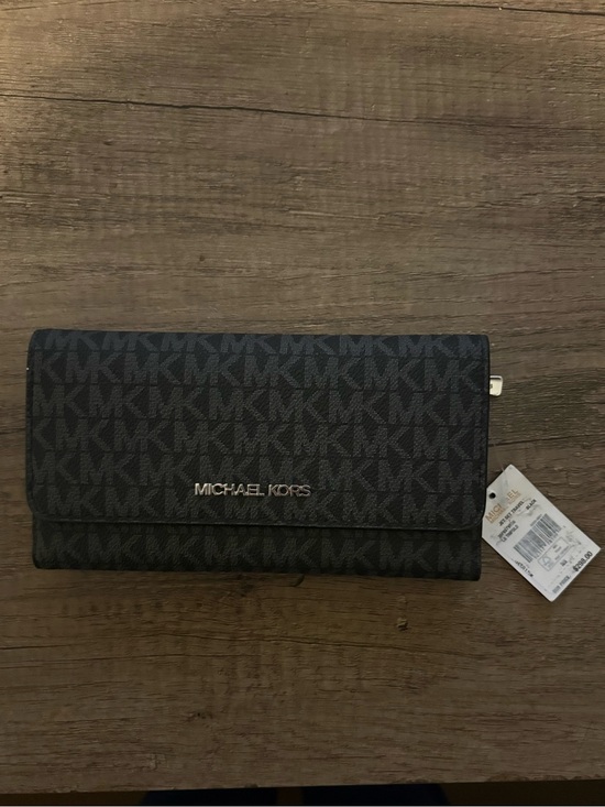 Michael Kors Handbags - Michael Kors Black Jet Set Travel Trifold Wallet with Logo Print